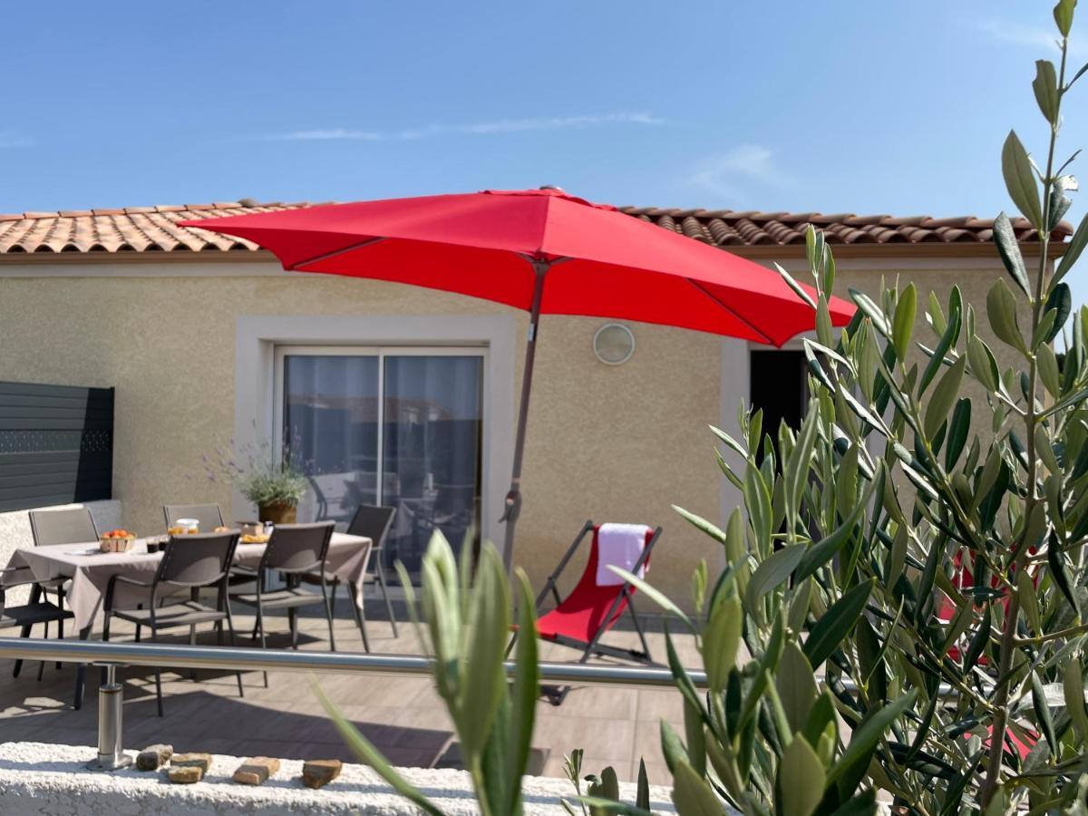 Val des Bruyères: Pézenas Gîte with Terrace and Private Parking Neffies Exterior photo